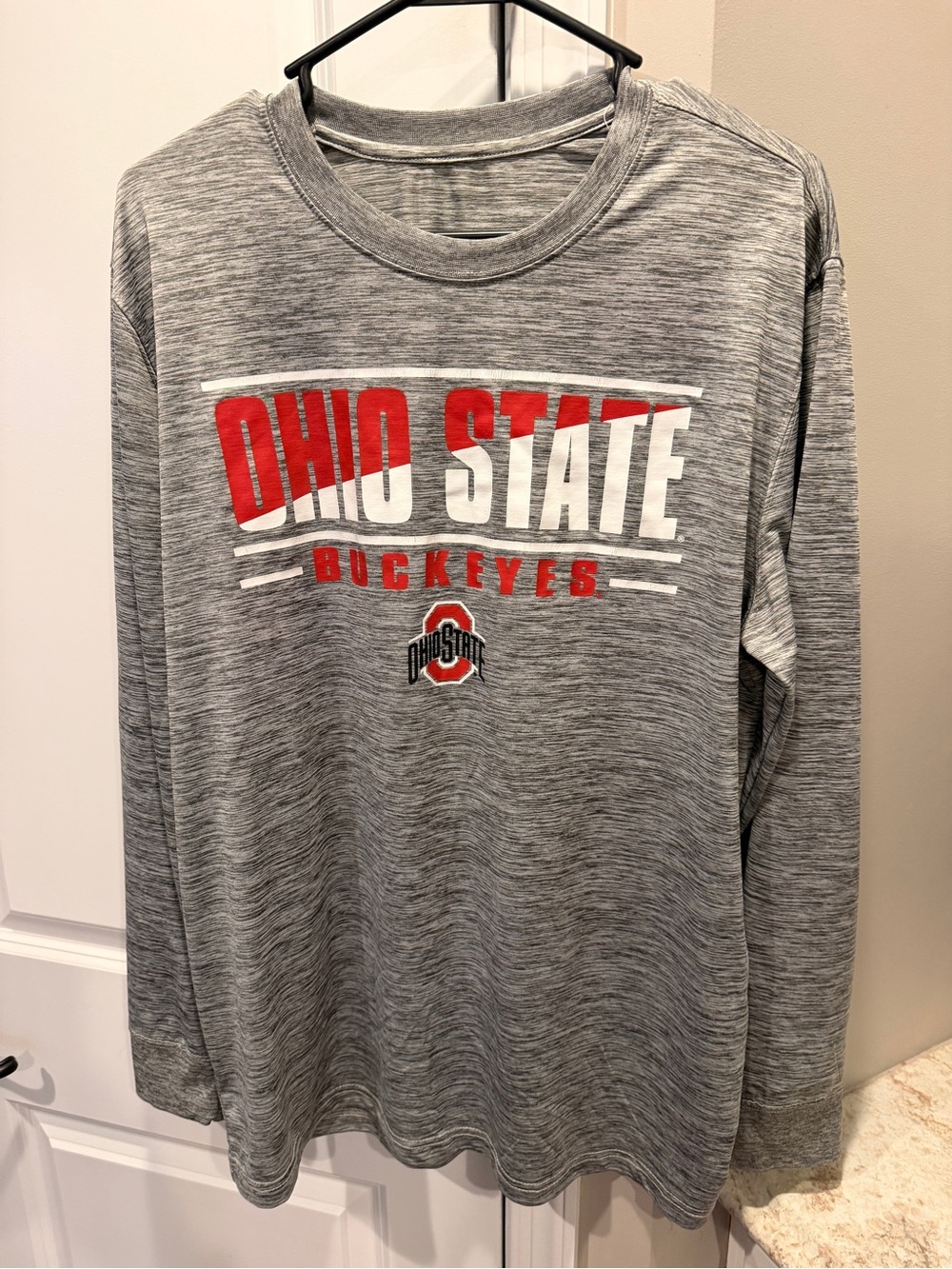 Men’s Ohio State Buckeyes Long Sleeve Athletic Shirt
